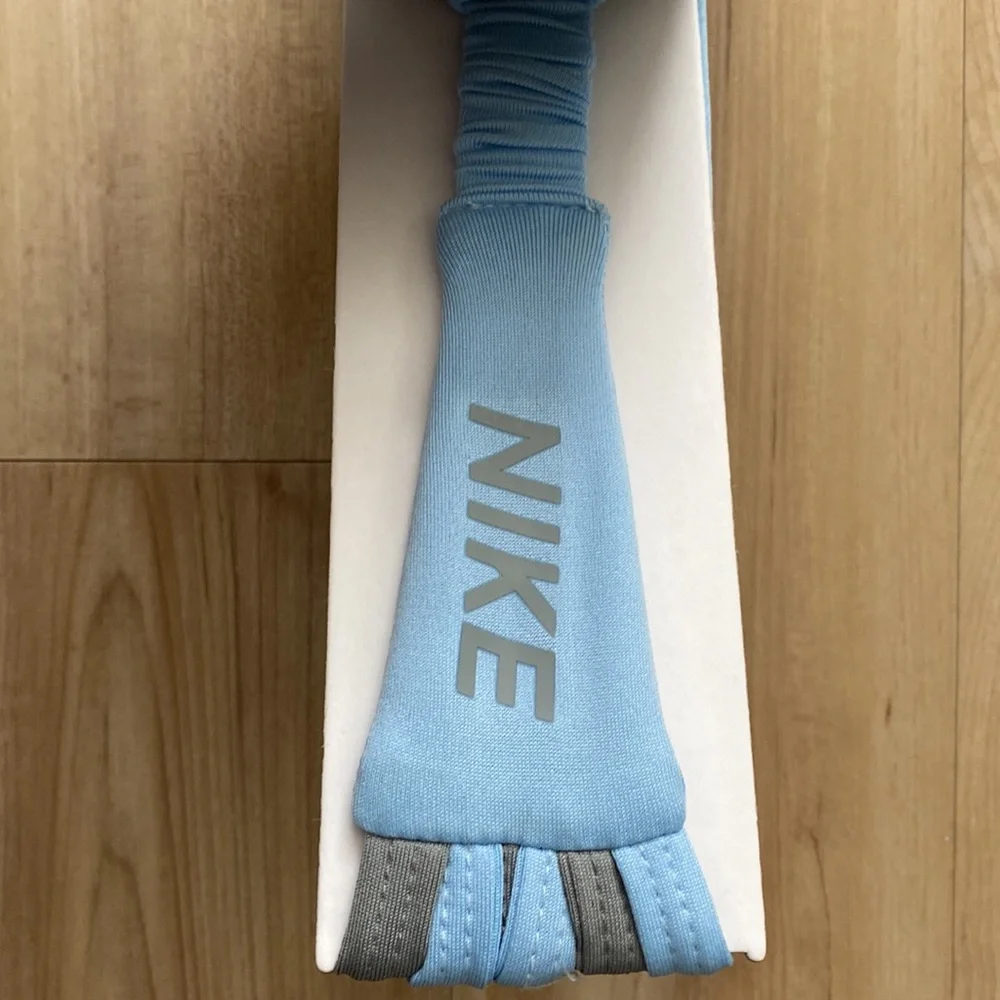 New Nike Strappy Headband